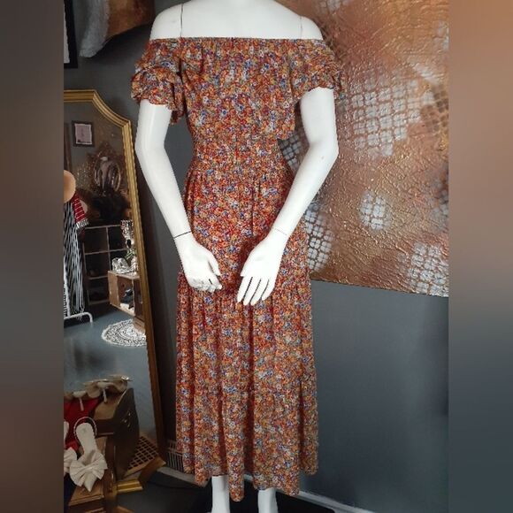 Floral Bohemian Ruffled Maxi Dress - Picture 3 of 16